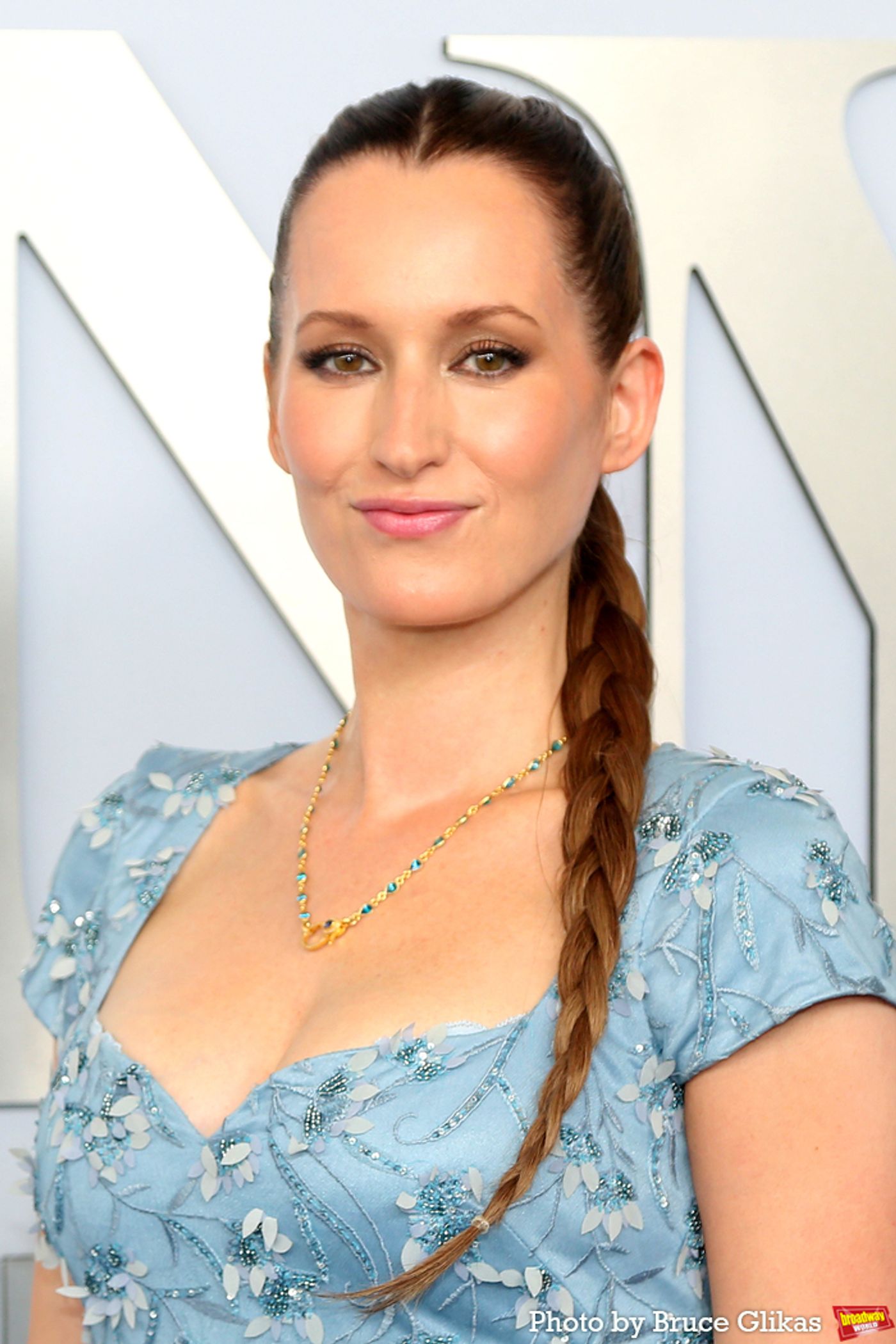 Photos: On the Red Carpet at the 2024 Tony Awards  Image
