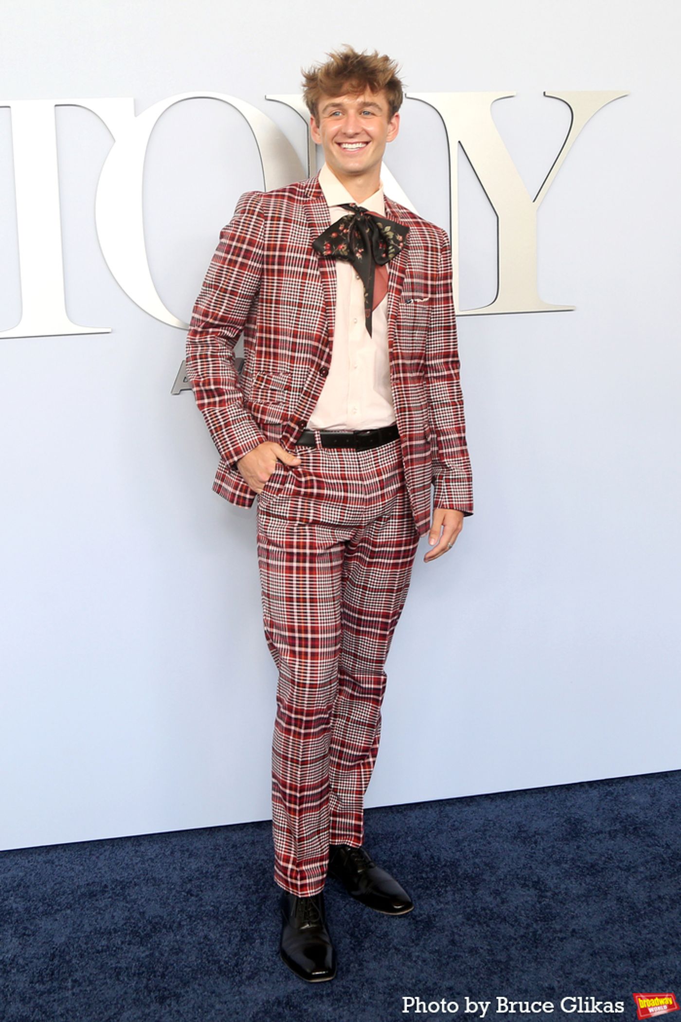Photos: On the Red Carpet at the 2024 Tony Awards  Image