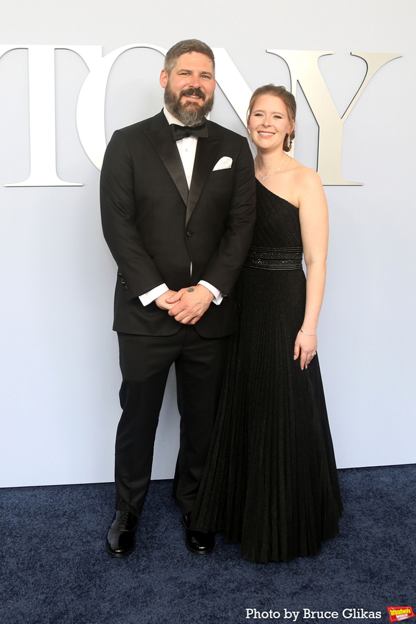 Photos: On the Red Carpet at the 2024 Tony Awards  Image