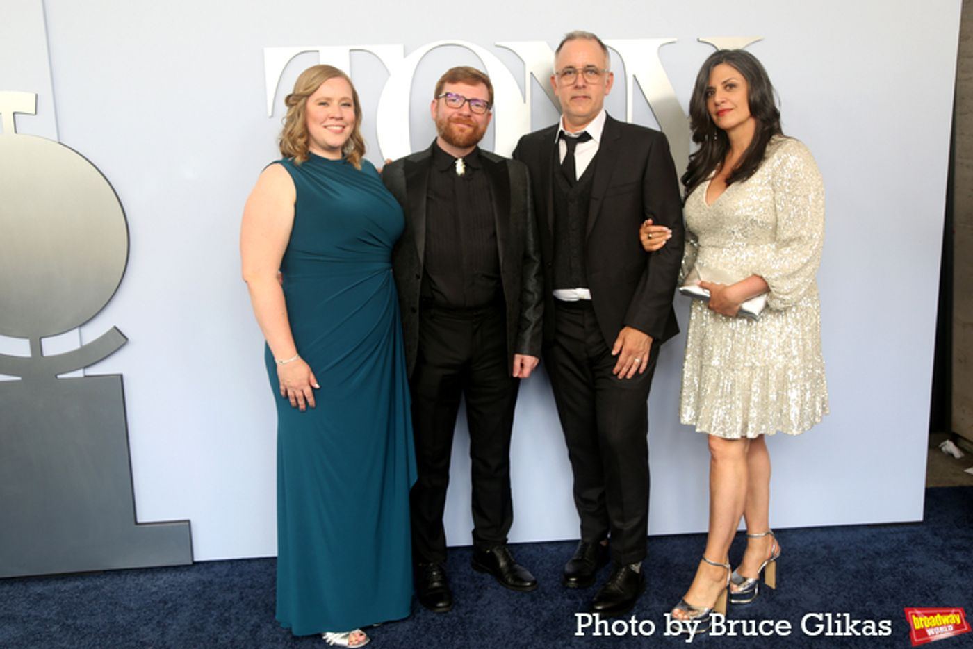 Photos: On the Red Carpet at the 2024 Tony Awards  Image