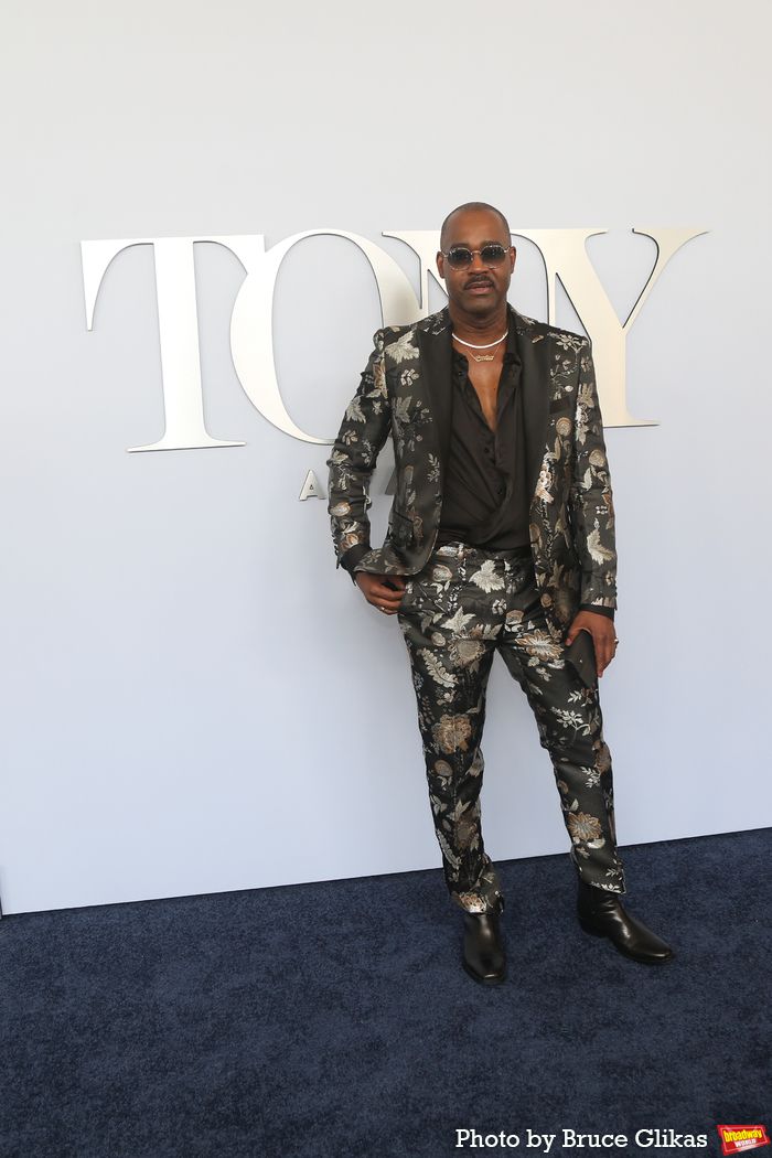 Photos: On the Red Carpet at the 2024 Tony Awards — photo 118 of 415