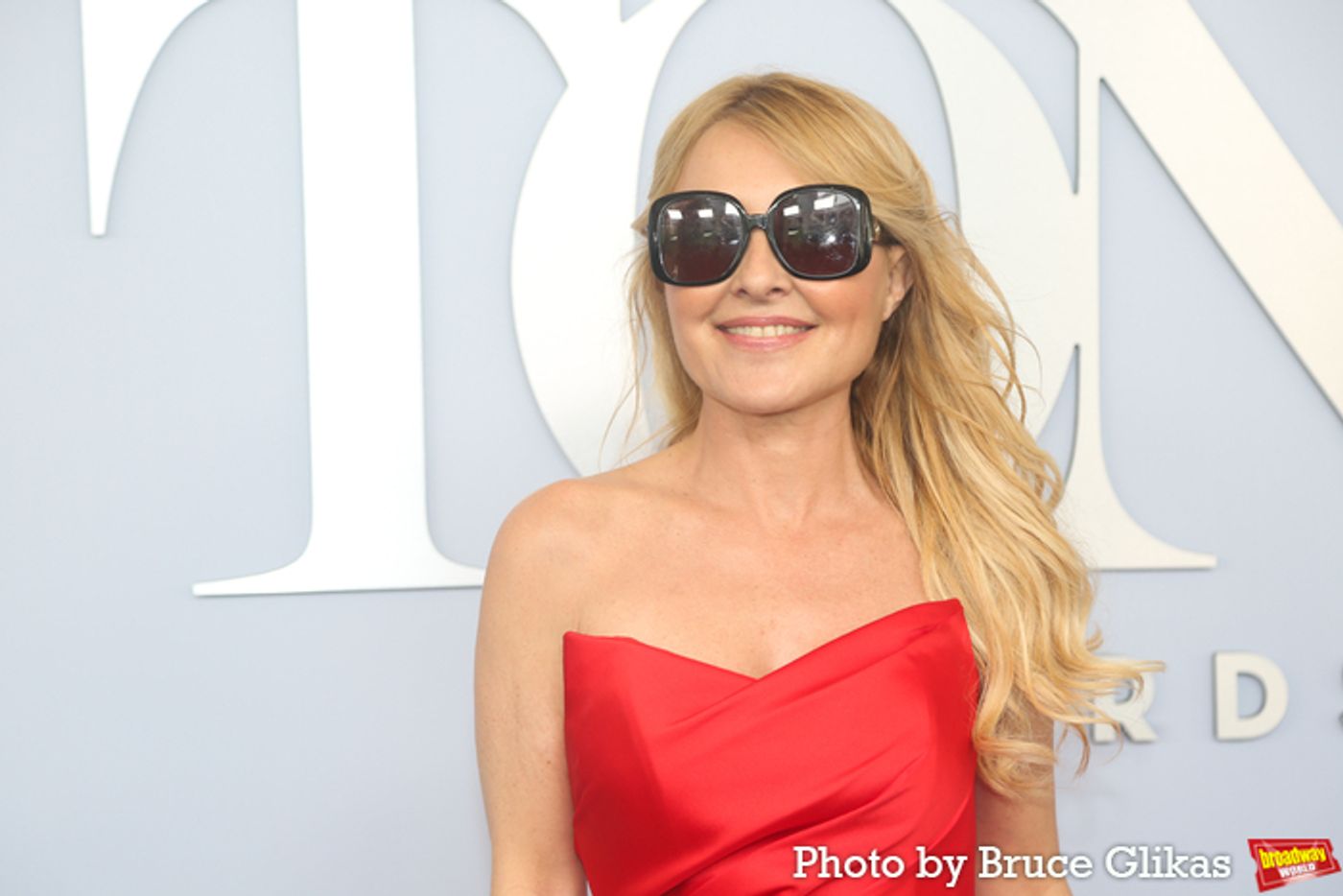 Photos: On the Red Carpet at the 2024 Tony Awards  Image
