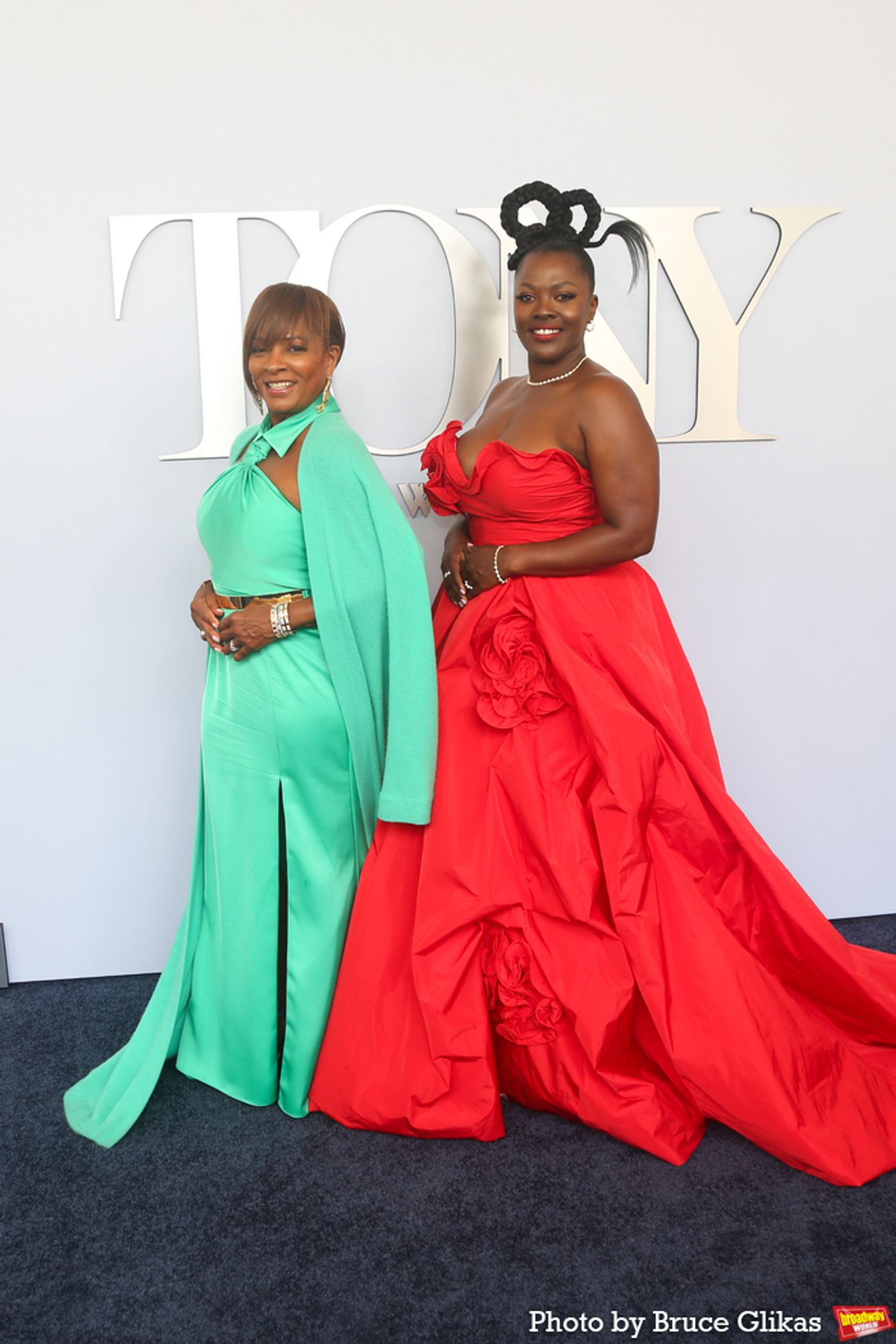 Photos: On the Red Carpet at the 2024 Tony Awards  Image