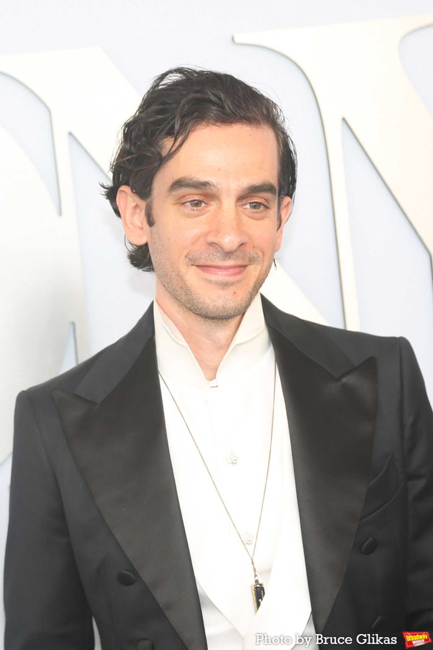 Photos: On the Red Carpet at the 2024 Tony Awards  Image