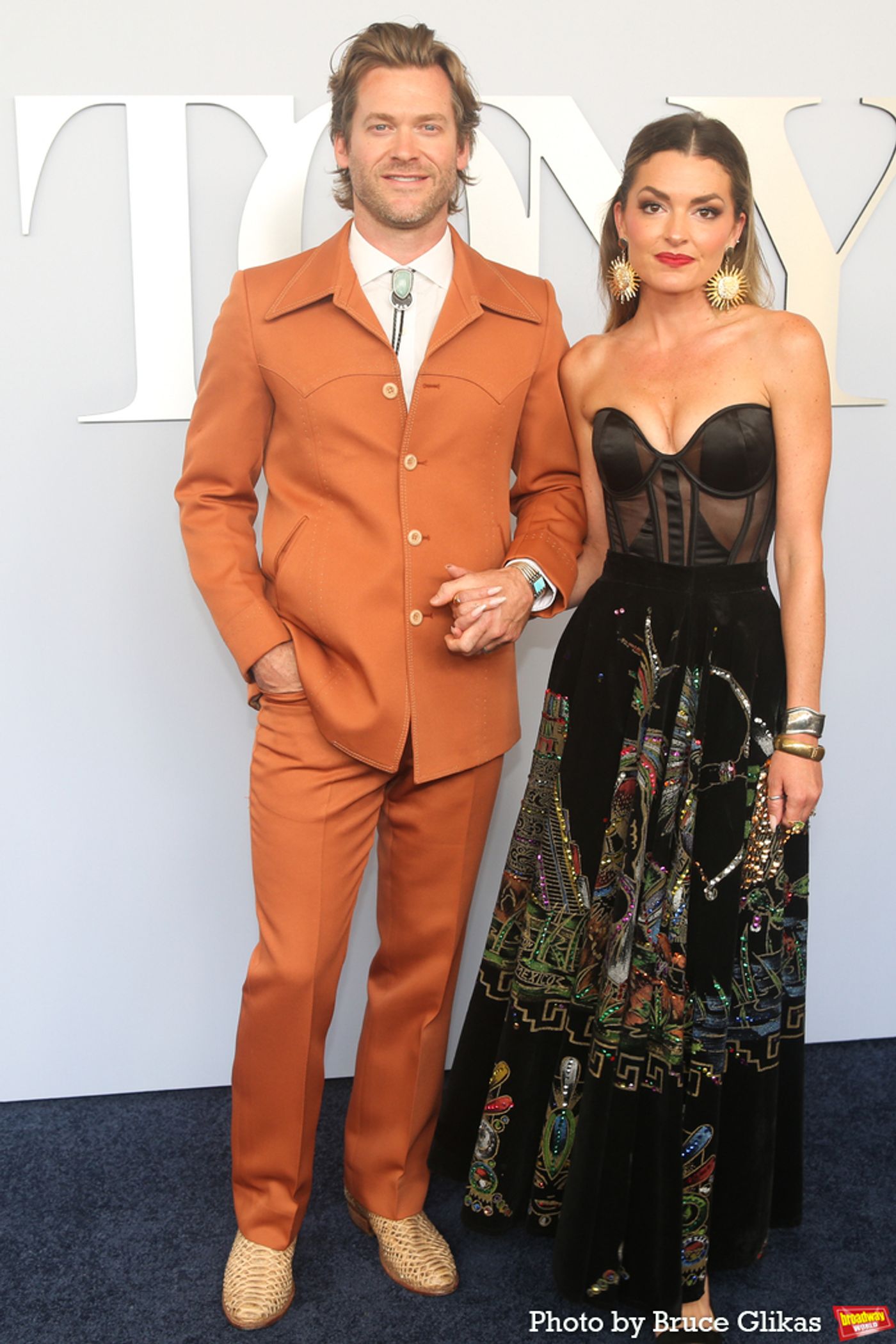 Photos: On the Red Carpet at the 2024 Tony Awards  Image