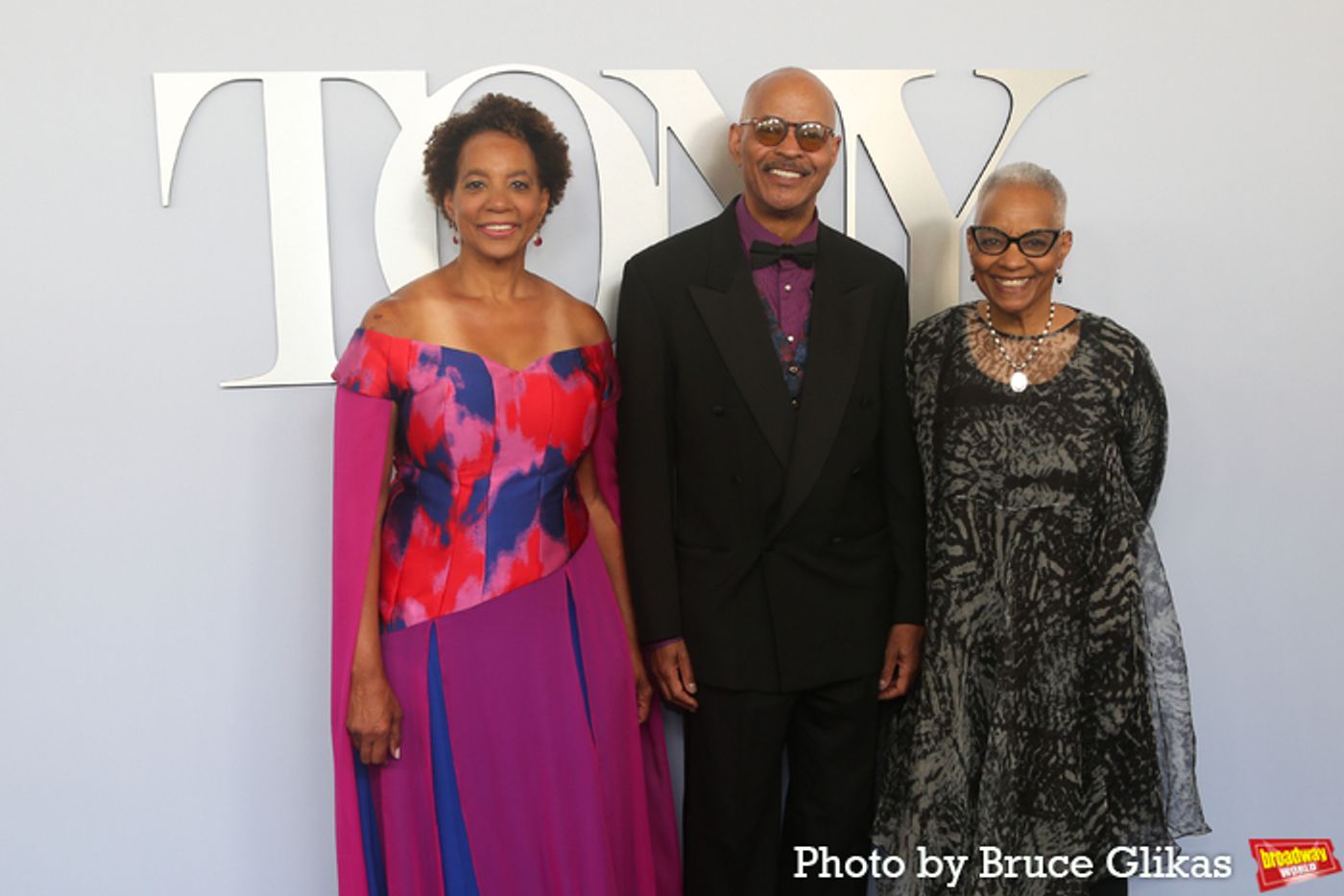Photos: On the Red Carpet at the 2024 Tony Awards  Image