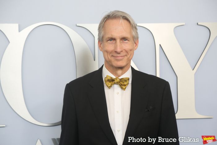 Photos: On the Red Carpet at the 2024 Tony Awards — photo 156 of 415