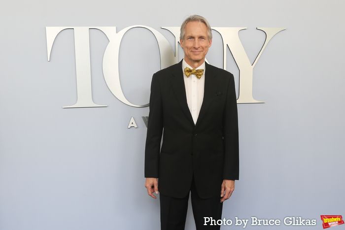 Photos: On the Red Carpet at the 2024 Tony Awards — photo 158 of 415