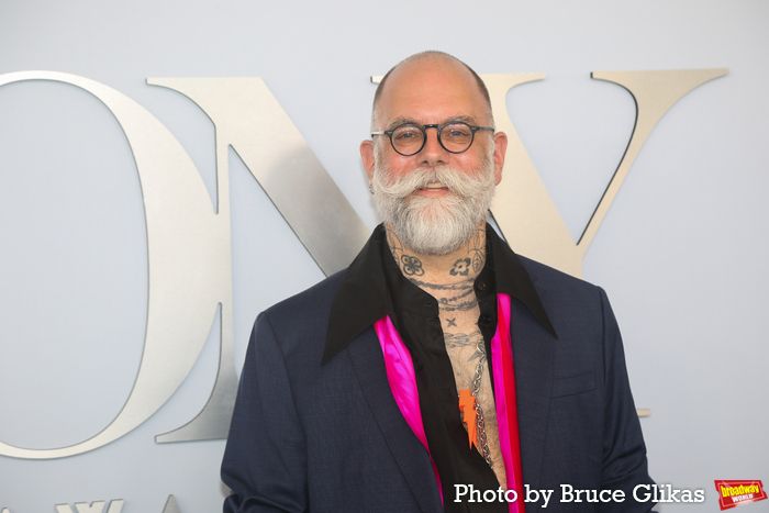 Photos: On the Red Carpet at the 2024 Tony Awards — photo 165 of 415