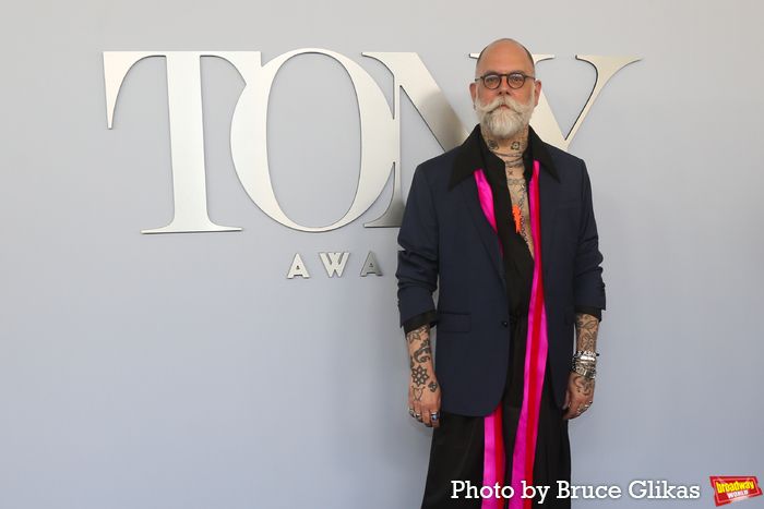 Photos: On the Red Carpet at the 2024 Tony Awards — photo 166 of 415