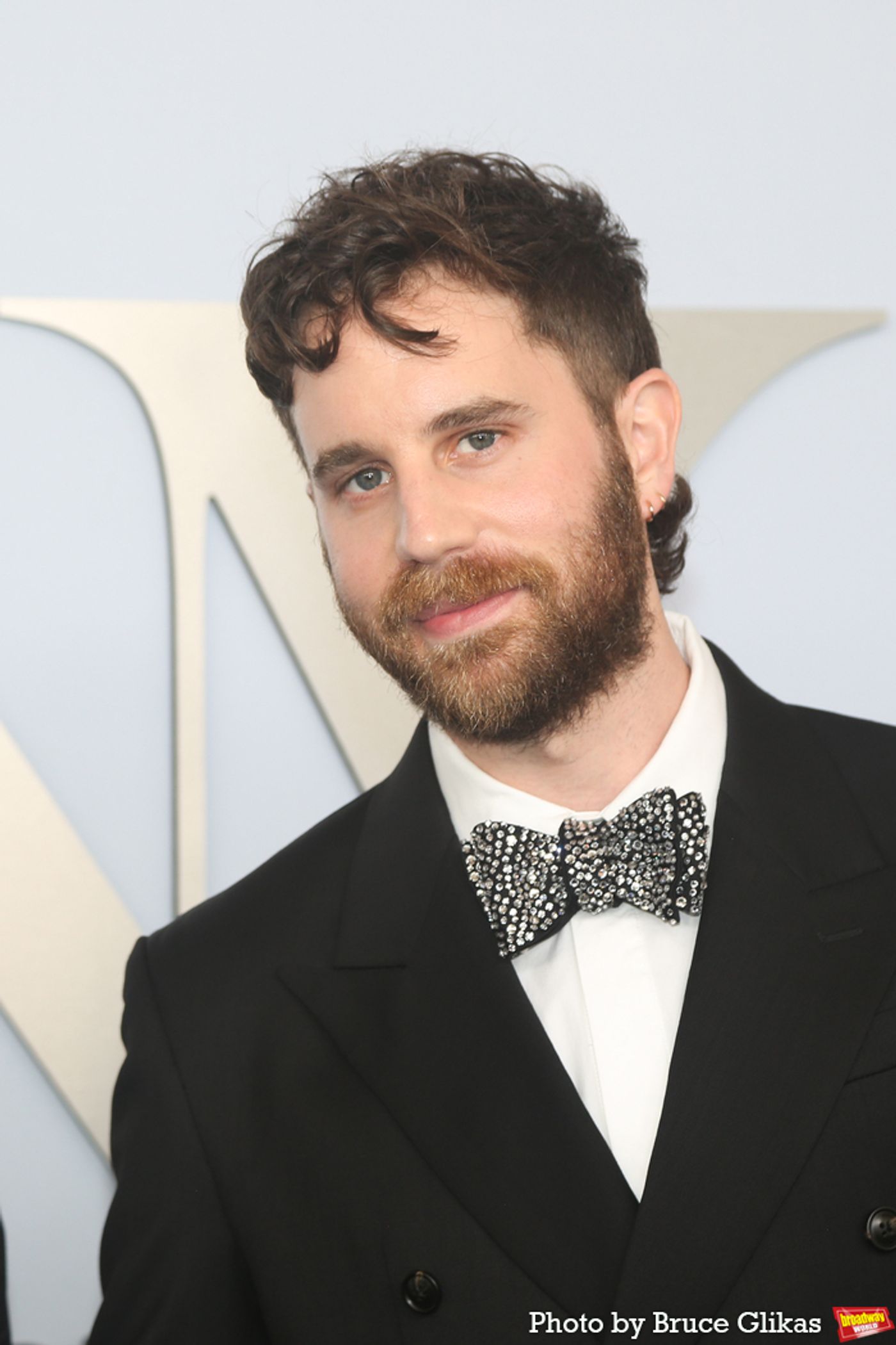 Photos: On the Red Carpet at the 2024 Tony Awards  Image