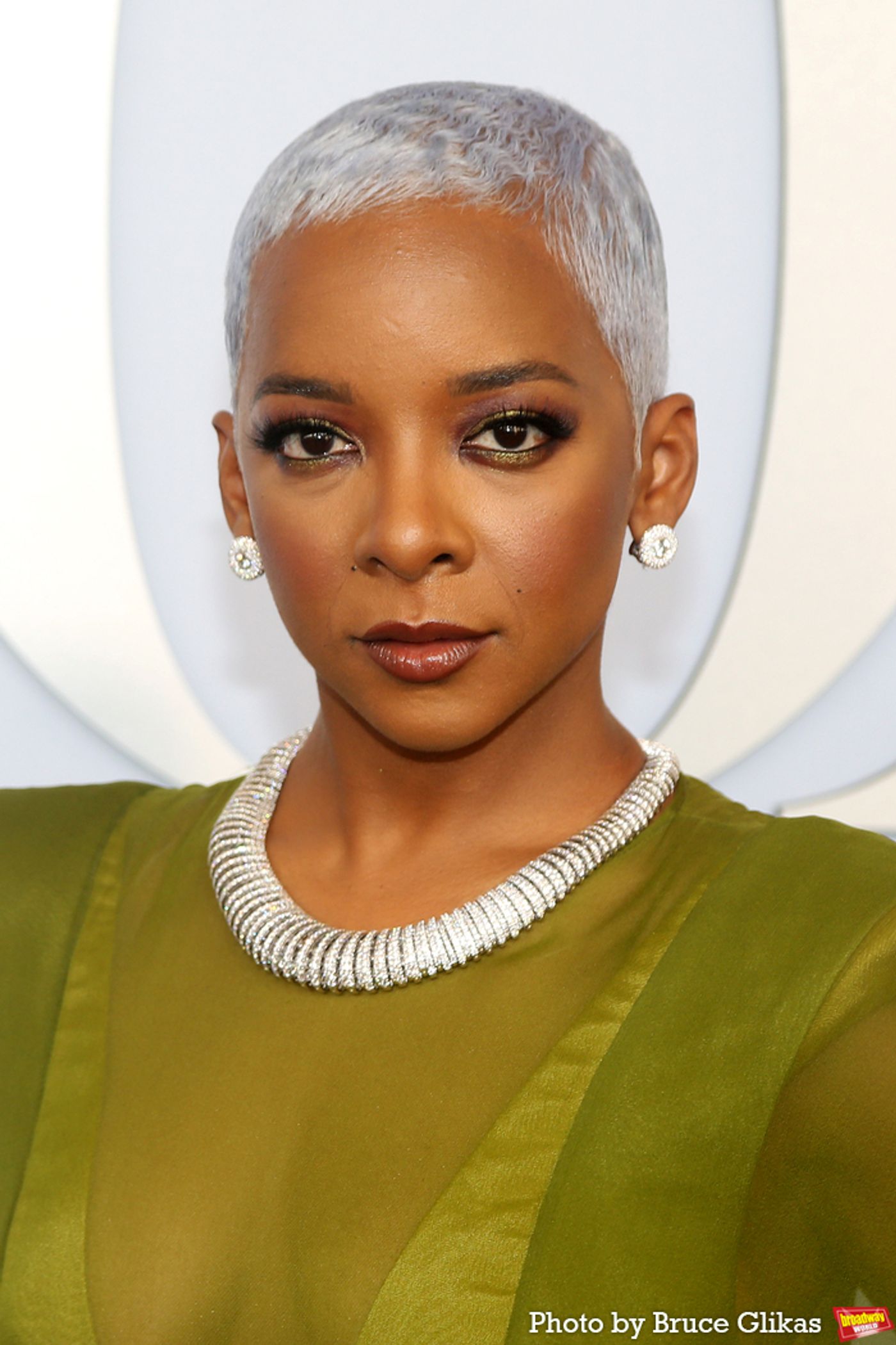 Photos: On the Red Carpet at the 2024 Tony Awards  Image