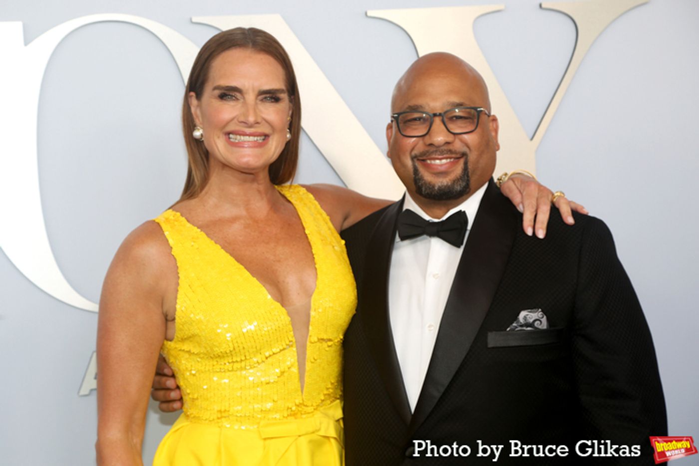 Photos: On the Red Carpet at the 2024 Tony Awards  Image