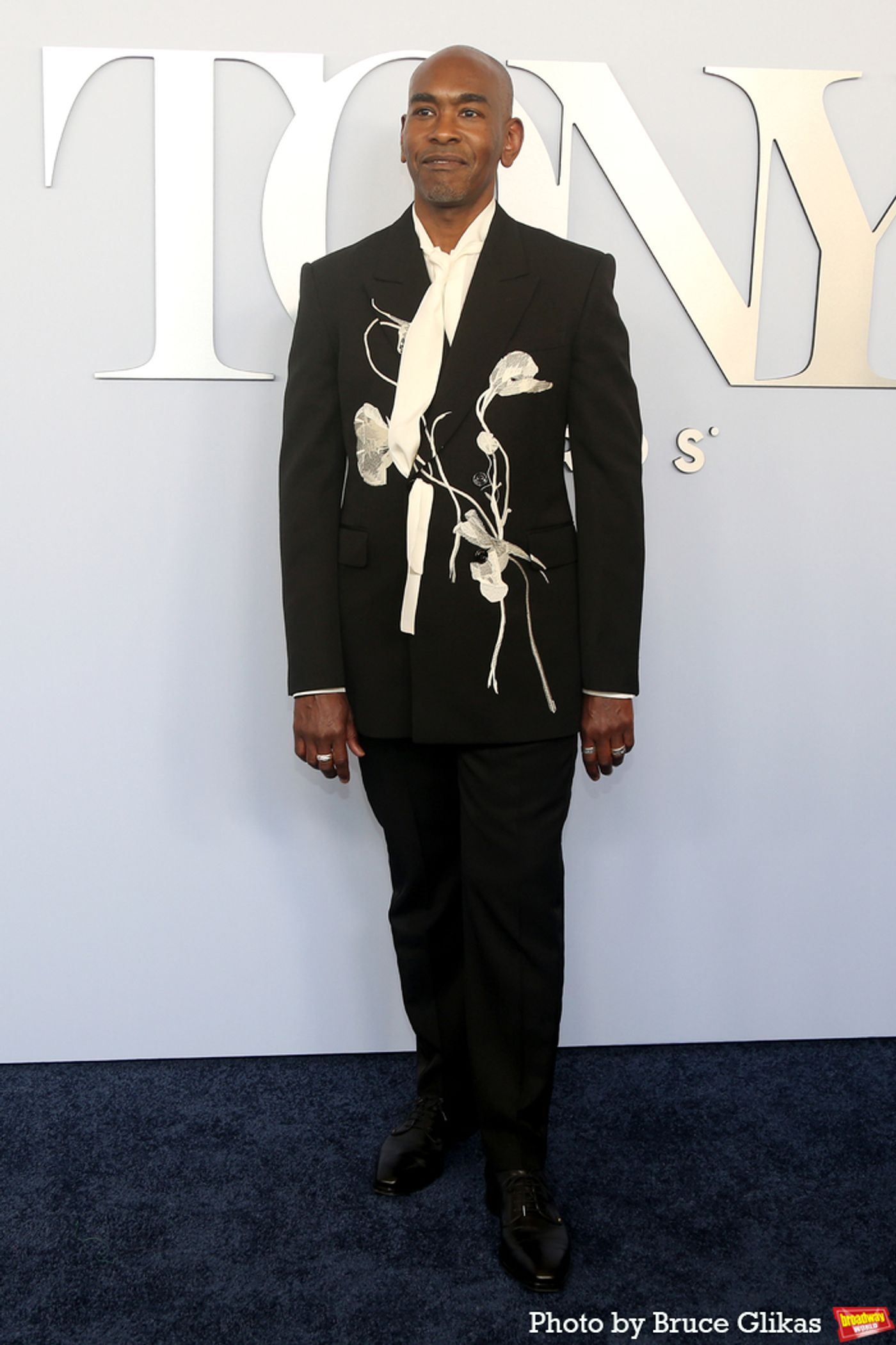 Photos: On the Red Carpet at the 2024 Tony Awards  Image