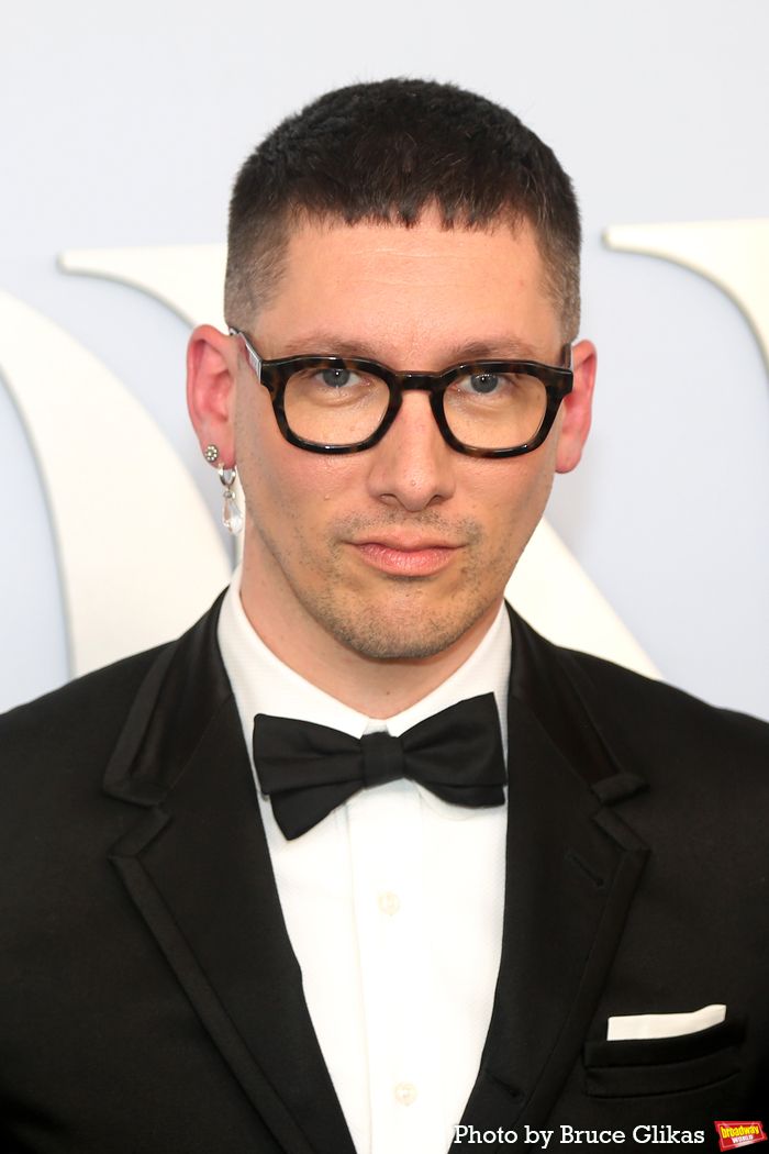 Photos: On the Red Carpet at the 2024 Tony Awards — photo 198 of 415