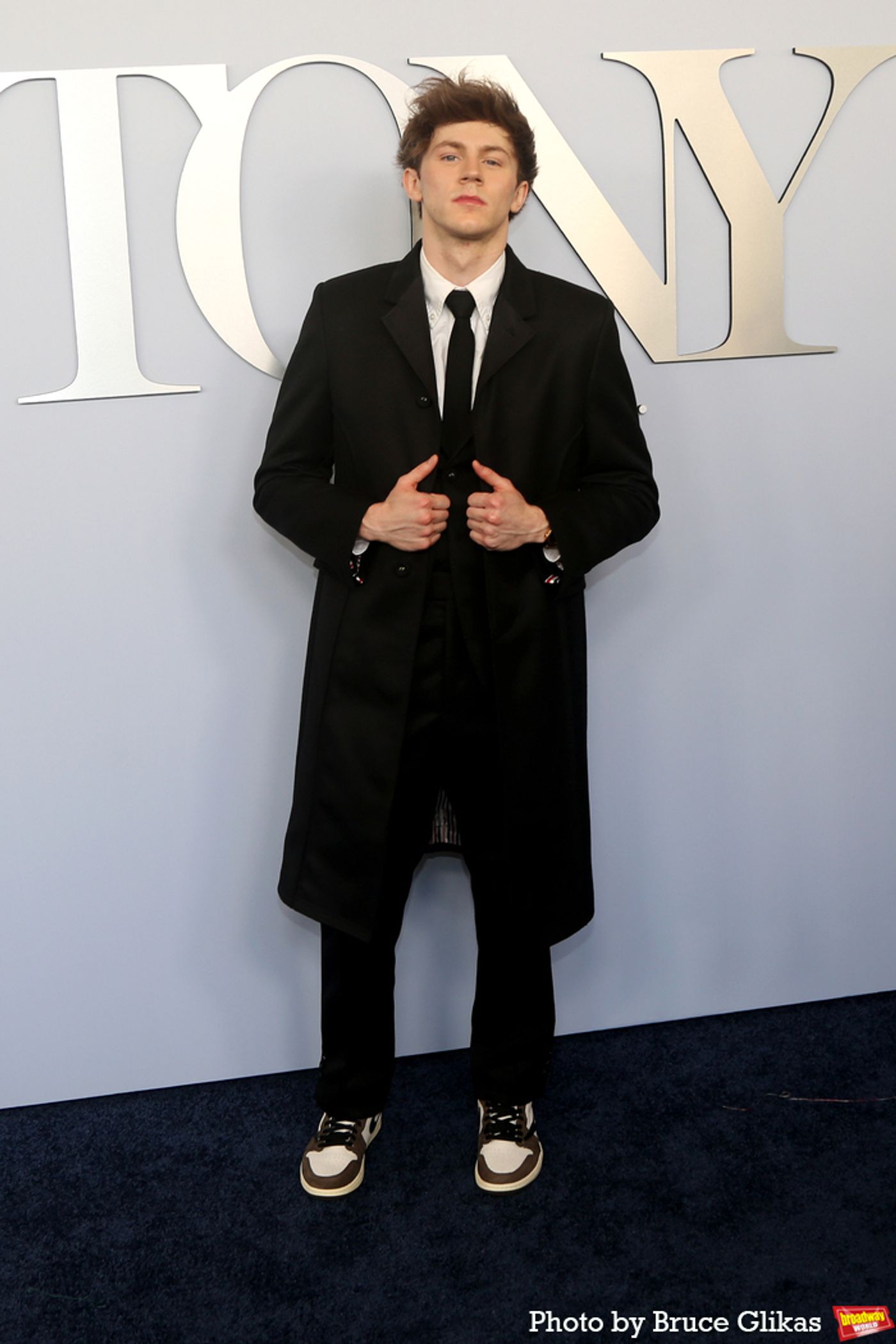 Photos: On the Red Carpet at the 2024 Tony Awards  Image