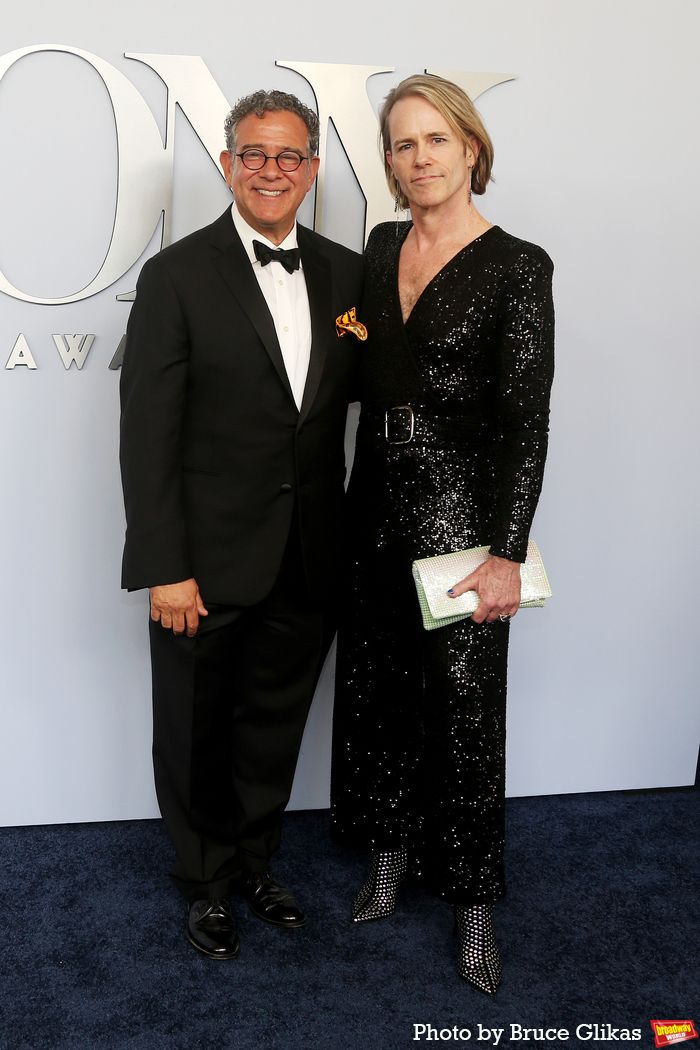 Photos: On the Red Carpet at the 2024 Tony Awards — photo 281 of 415