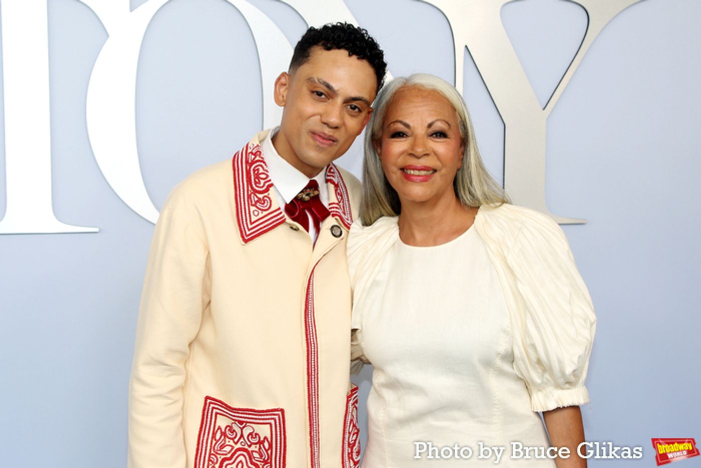 Photos: On the Red Carpet at the 2024 Tony Awards  Image