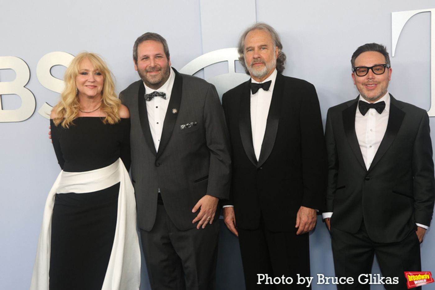 Photos: On the Red Carpet at the 2024 Tony Awards  Image