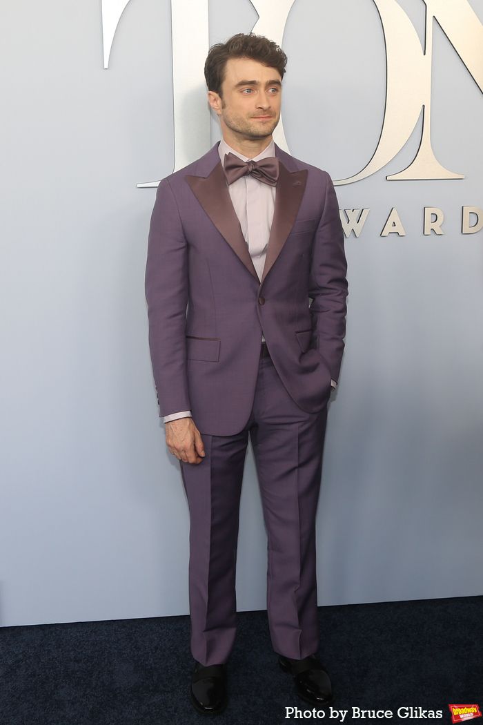 Photos: On the Red Carpet at the 2024 Tony Awards — photo 305 of 415