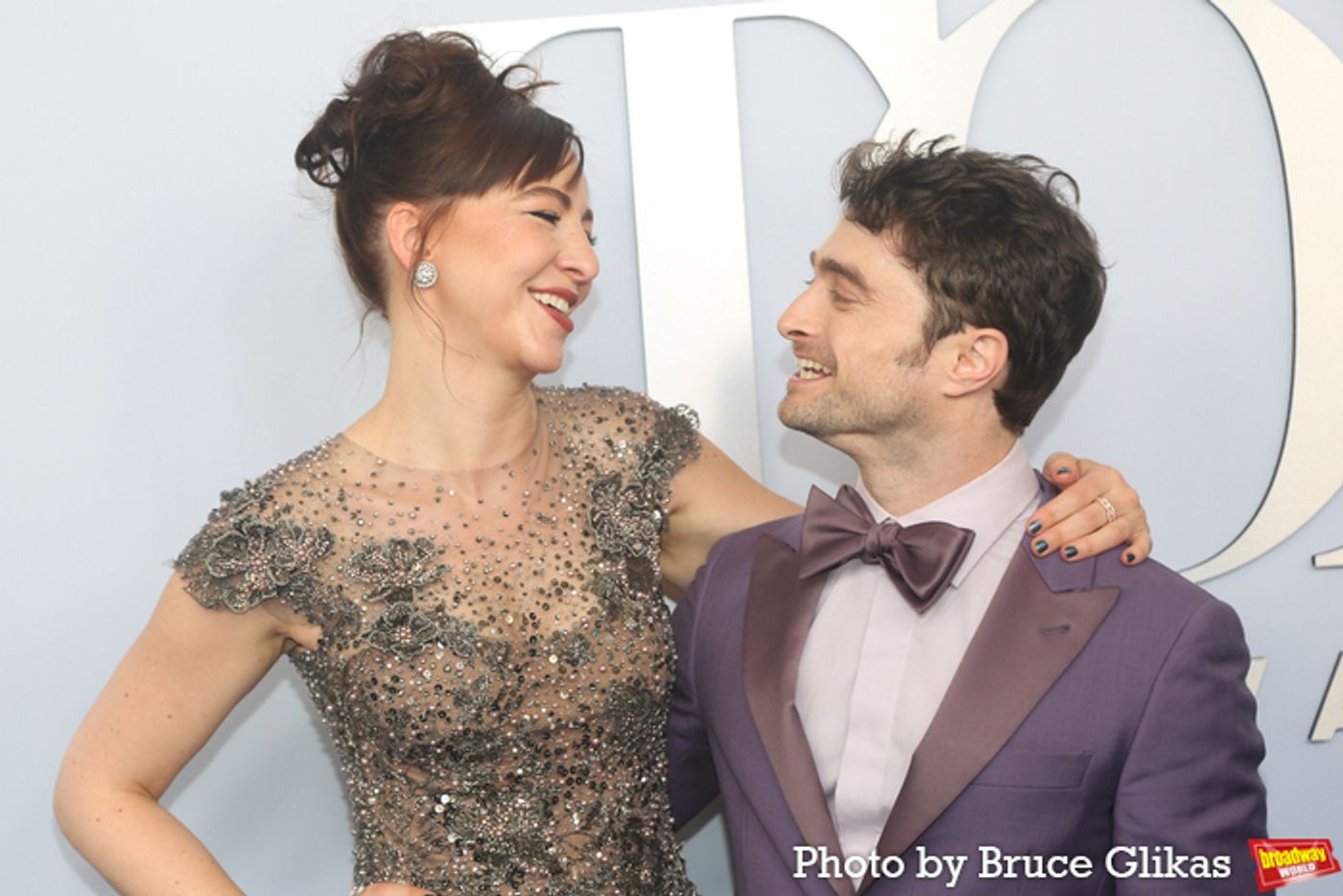 Photos: On the Red Carpet at the 2024 Tony Awards  Image