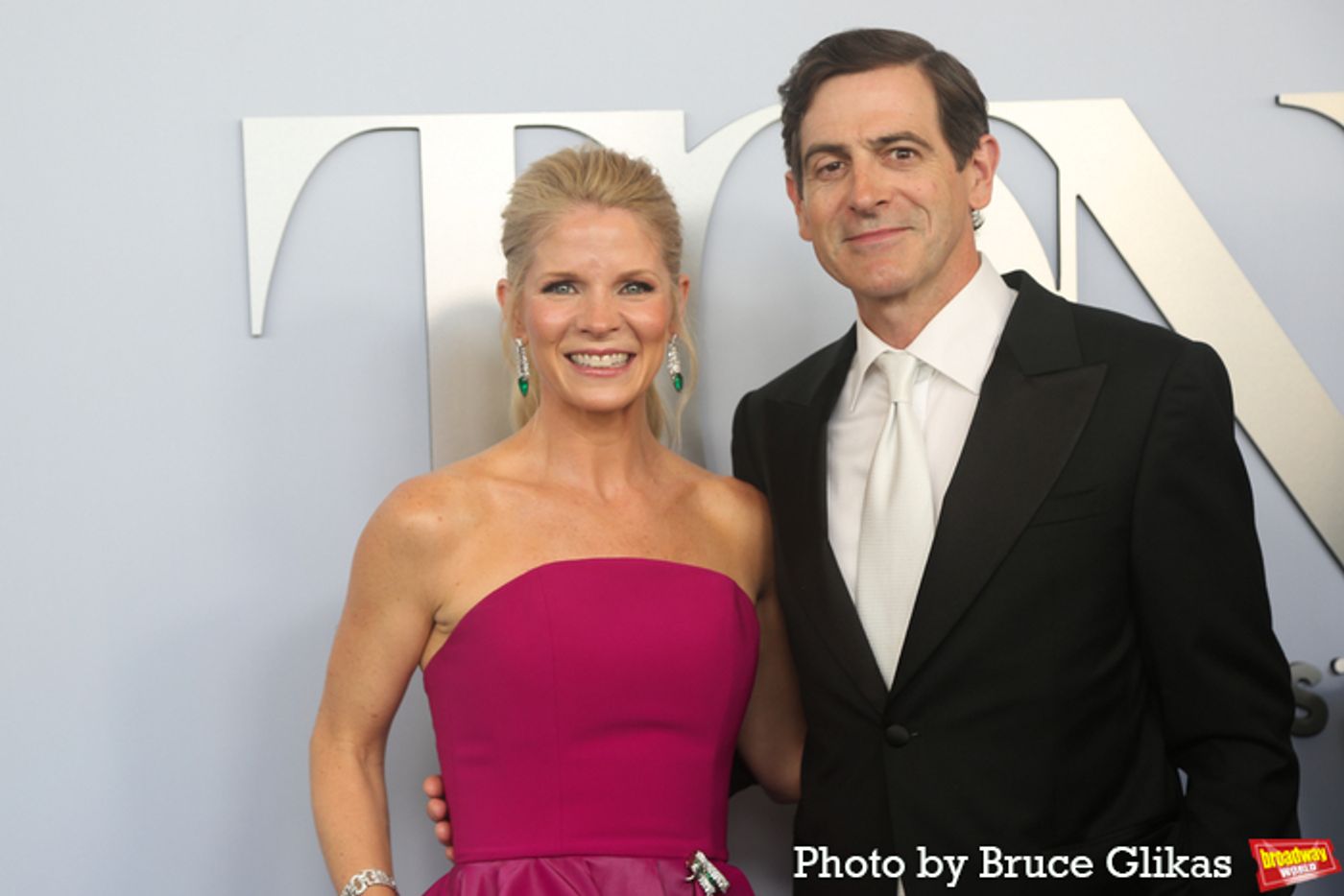Photos: On the Red Carpet at the 2024 Tony Awards  Image