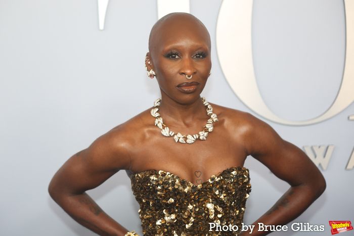 Photos: On the Red Carpet at the 2024 Tony Awards — photo 329 of 415