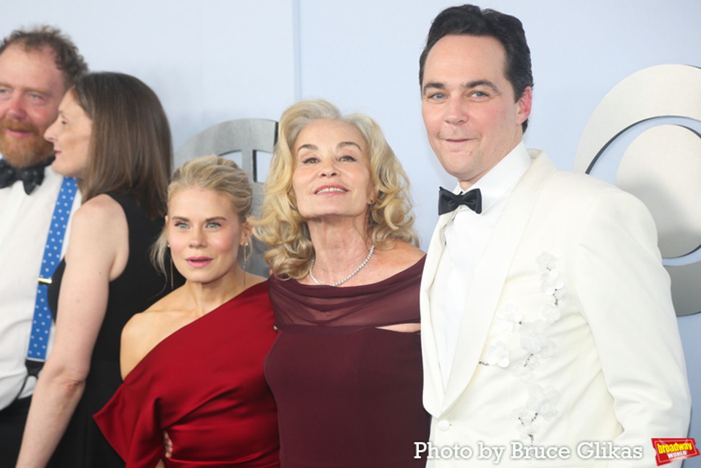 Photos: On the Red Carpet at the 2024 Tony Awards  Image