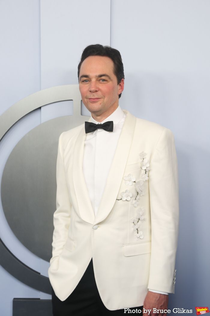 Photos: On the Red Carpet at the 2024 Tony Awards — photo 356 of 415