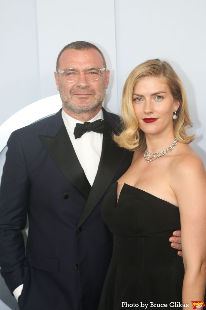 Photos: On the Red Carpet at the 2024 Tony Awards — photo 359 of 415