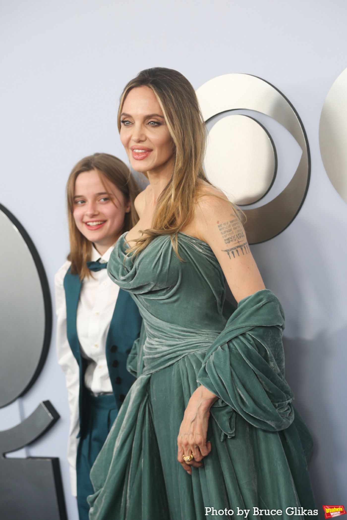 Photos: On the Red Carpet at the 2024 Tony Awards  Image