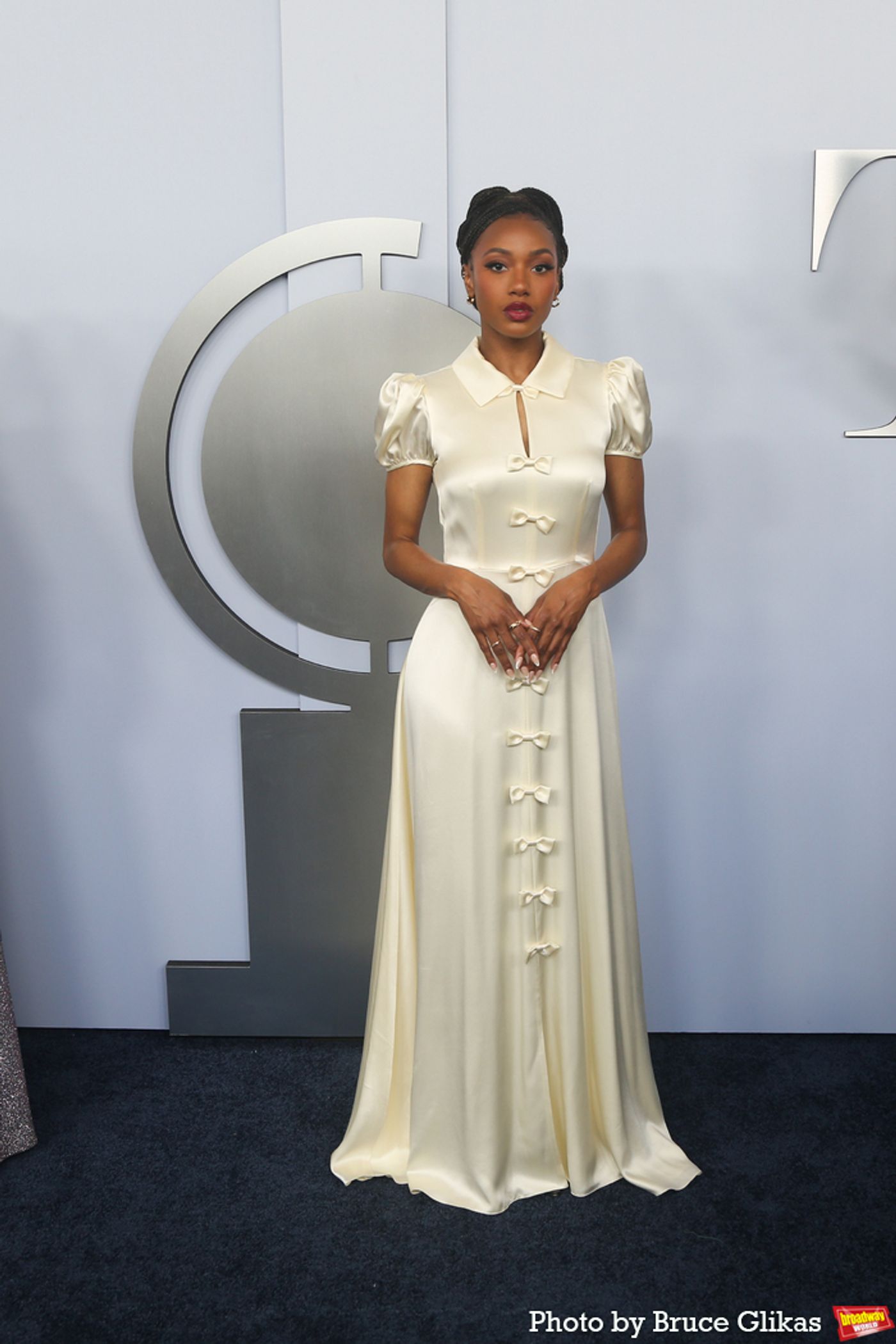 Photos: On the Red Carpet at the 2024 Tony Awards  Image