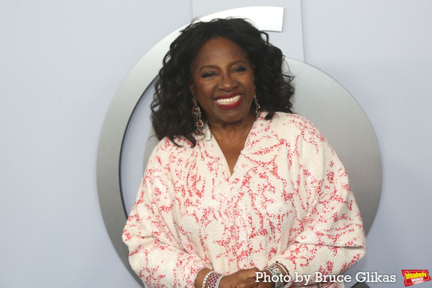 Photos: On the Red Carpet at the 2024 Tony Awards  Image