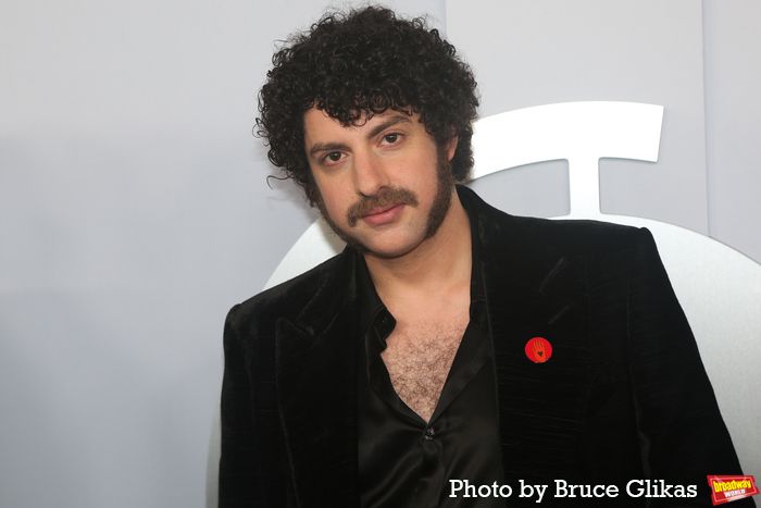 Photos: On the Red Carpet at the 2024 Tony Awards — photo 377 of 415