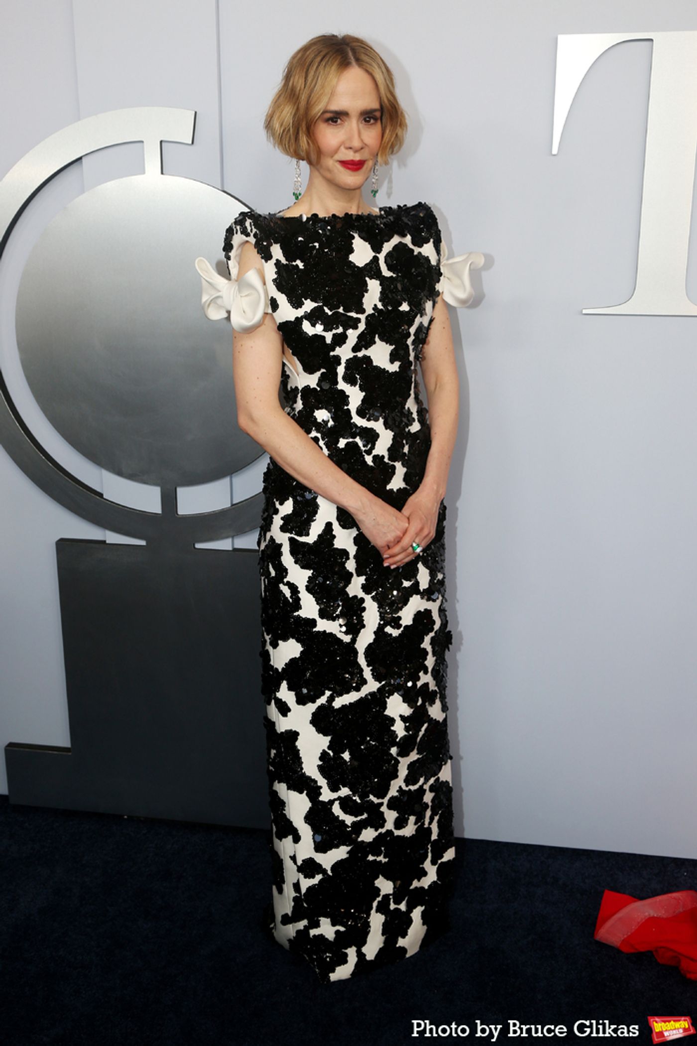 Photos: On the Red Carpet at the 2024 Tony Awards  Image