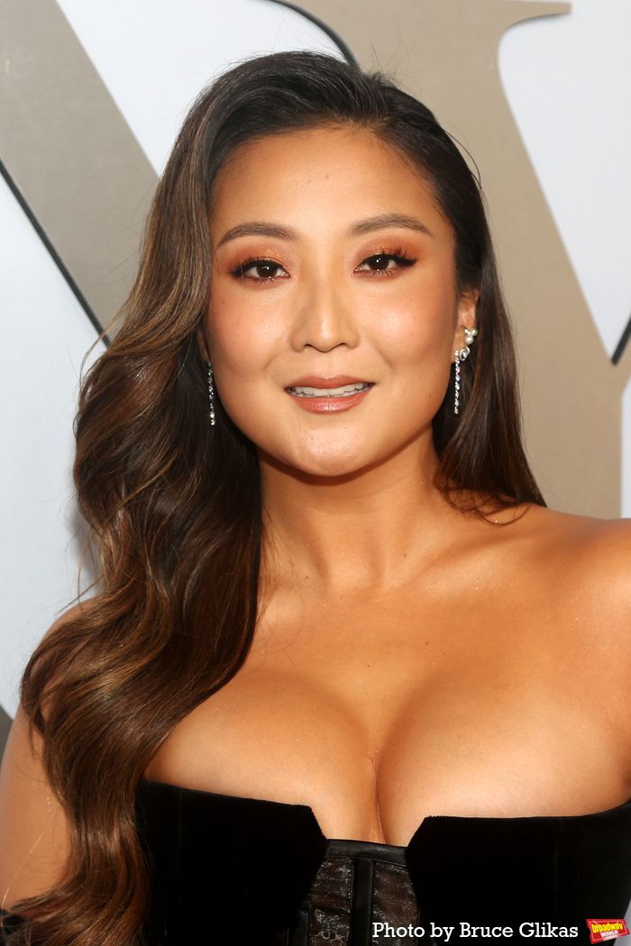 Photos: On the Red Carpet at the 2024 Tony Awards — photo 390 of 415