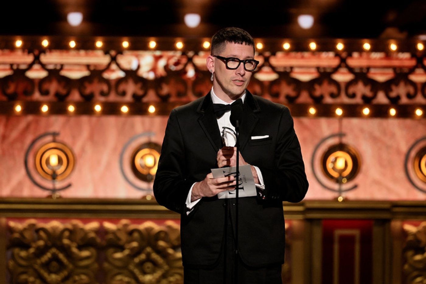 Photos: Inside the 2024 Tony Awards Ceremony  Image