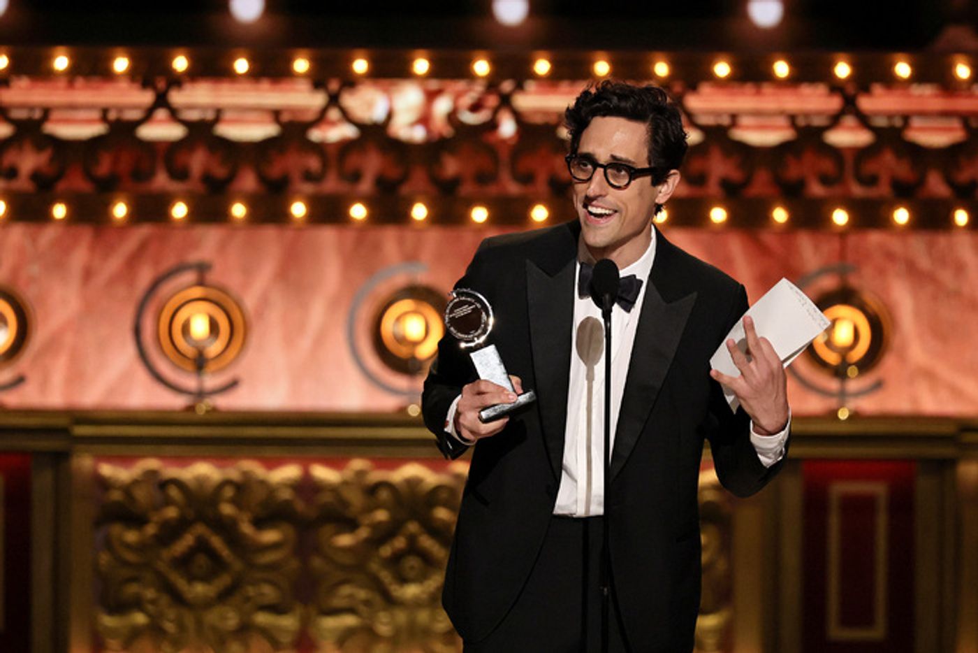 Photos: Inside the 2024 Tony Awards Ceremony  Image