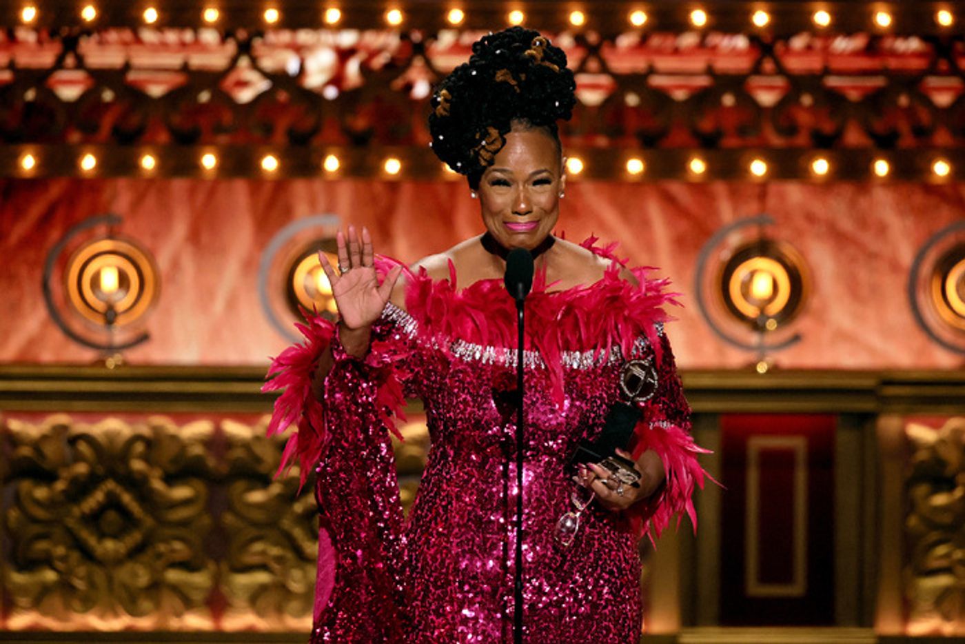 Photos: Inside the 2024 Tony Awards Ceremony  Image