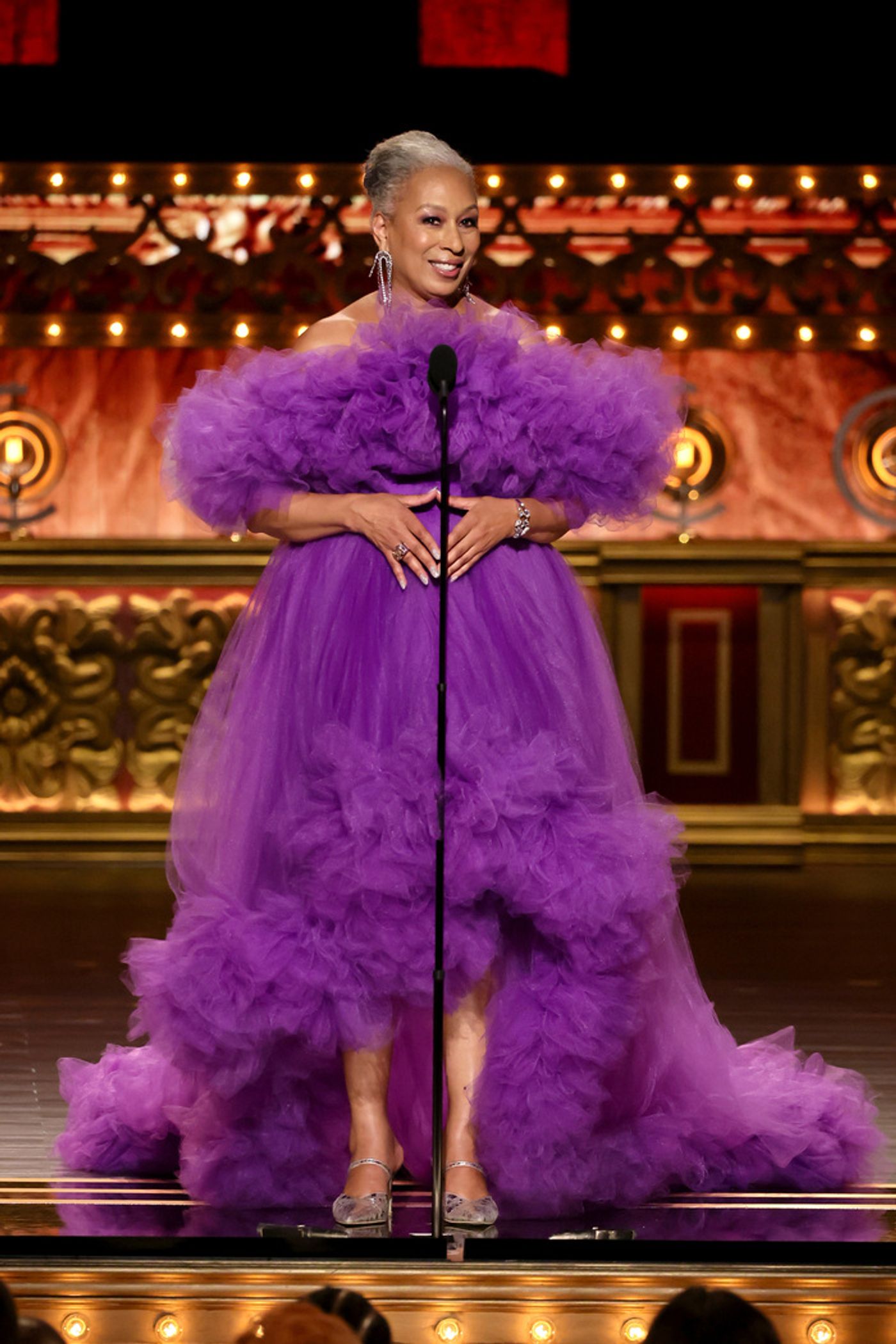 Photos: Inside the 2024 Tony Awards Ceremony  Image