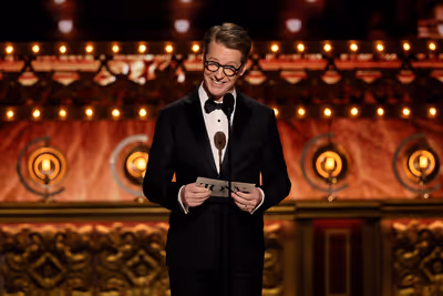 Sean Hayes  Photo