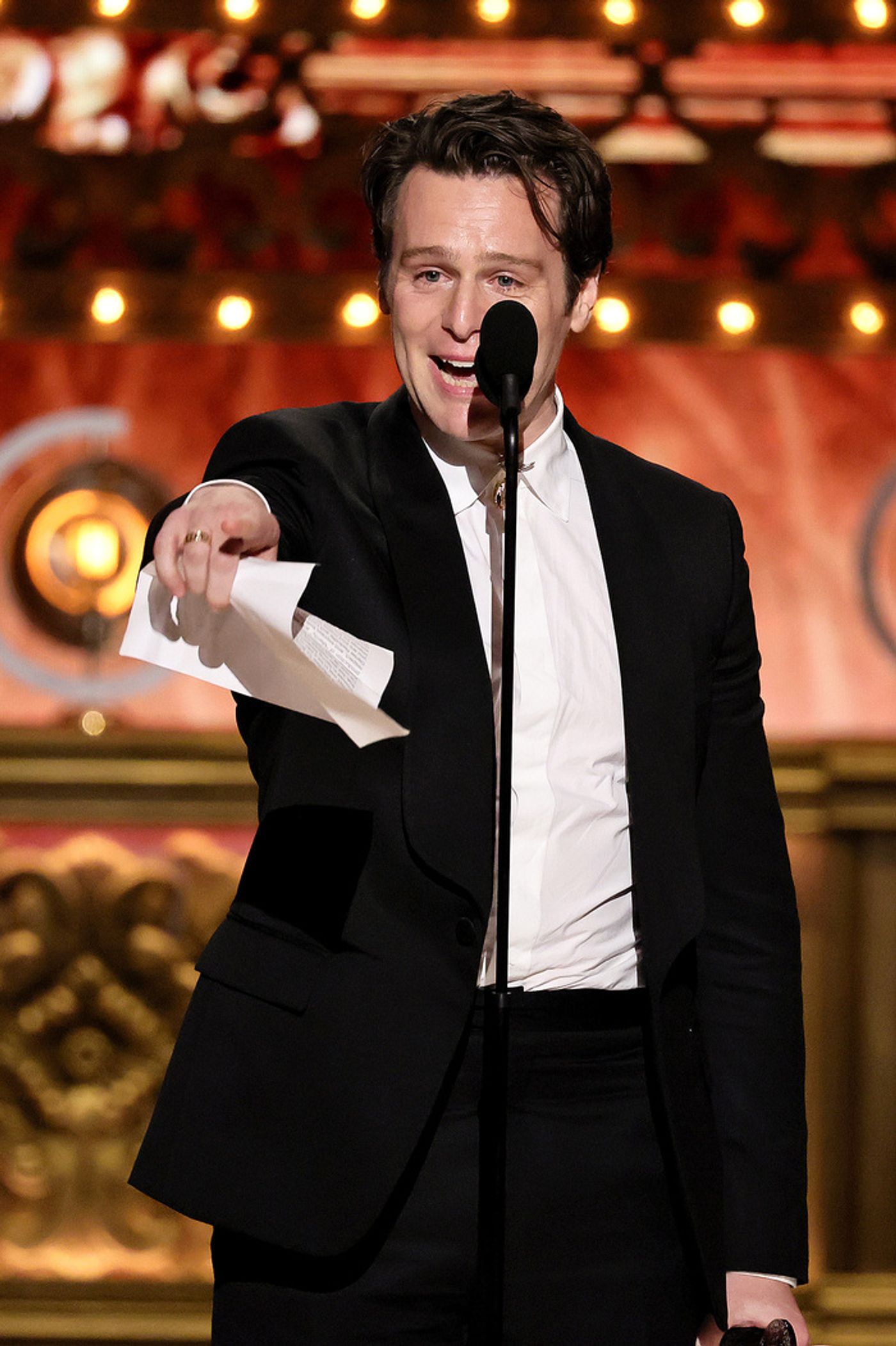 Photos: Inside the 2024 Tony Awards Ceremony  Image