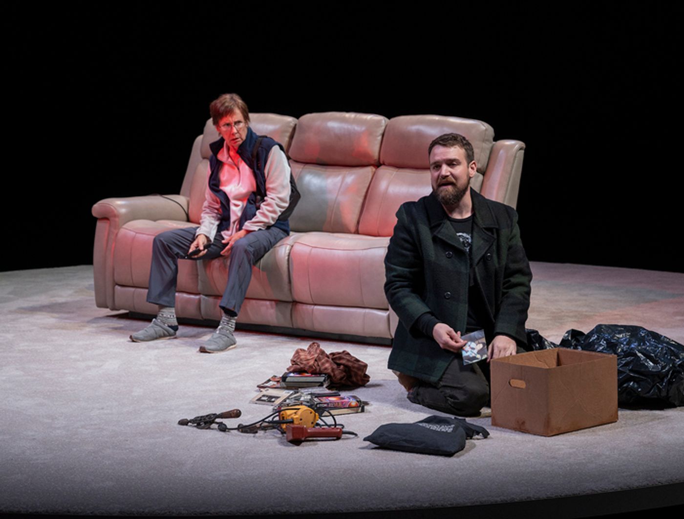 Photos: First Look at Laurie Metcalf and More In LITTLE BEAR RIDGE ROAD World Premiere at Steppenwolf Theatre Company Photos: First Look at Laurie Metcalf and More In LITTLE BEAR RIDGE ROAD World Premiere at Steppenwolf Theatre Company Image