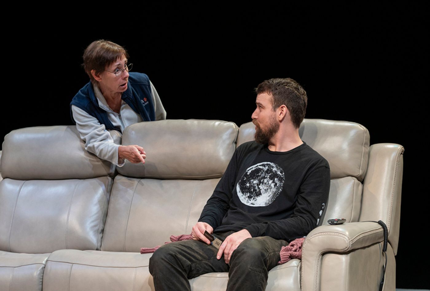 Photos: First Look at Laurie Metcalf and More In LITTLE BEAR RIDGE ROAD World Premiere at Steppenwolf Theatre Company Photos: First Look at Laurie Metcalf and More In LITTLE BEAR RIDGE ROAD World Premiere at Steppenwolf Theatre Company Image