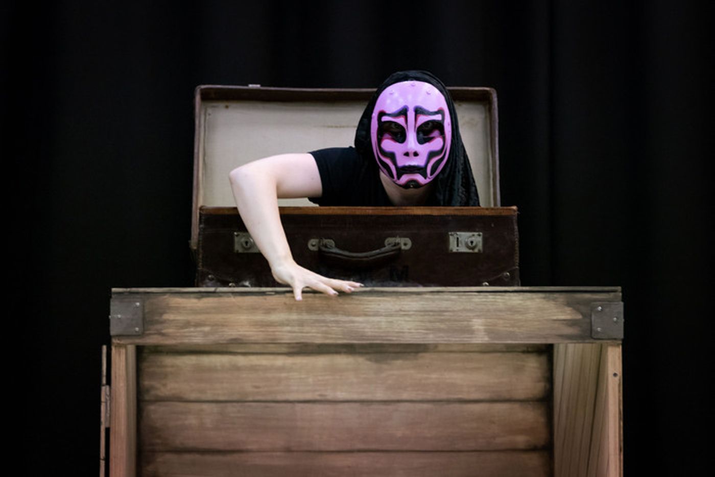 Photos: Inside Rehearsal For PRINCIPLES OF DECEPTION  at Royal and Derngate, Northampton  Image