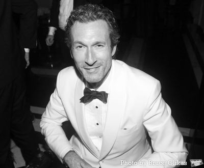 Aaron Lazar Photo