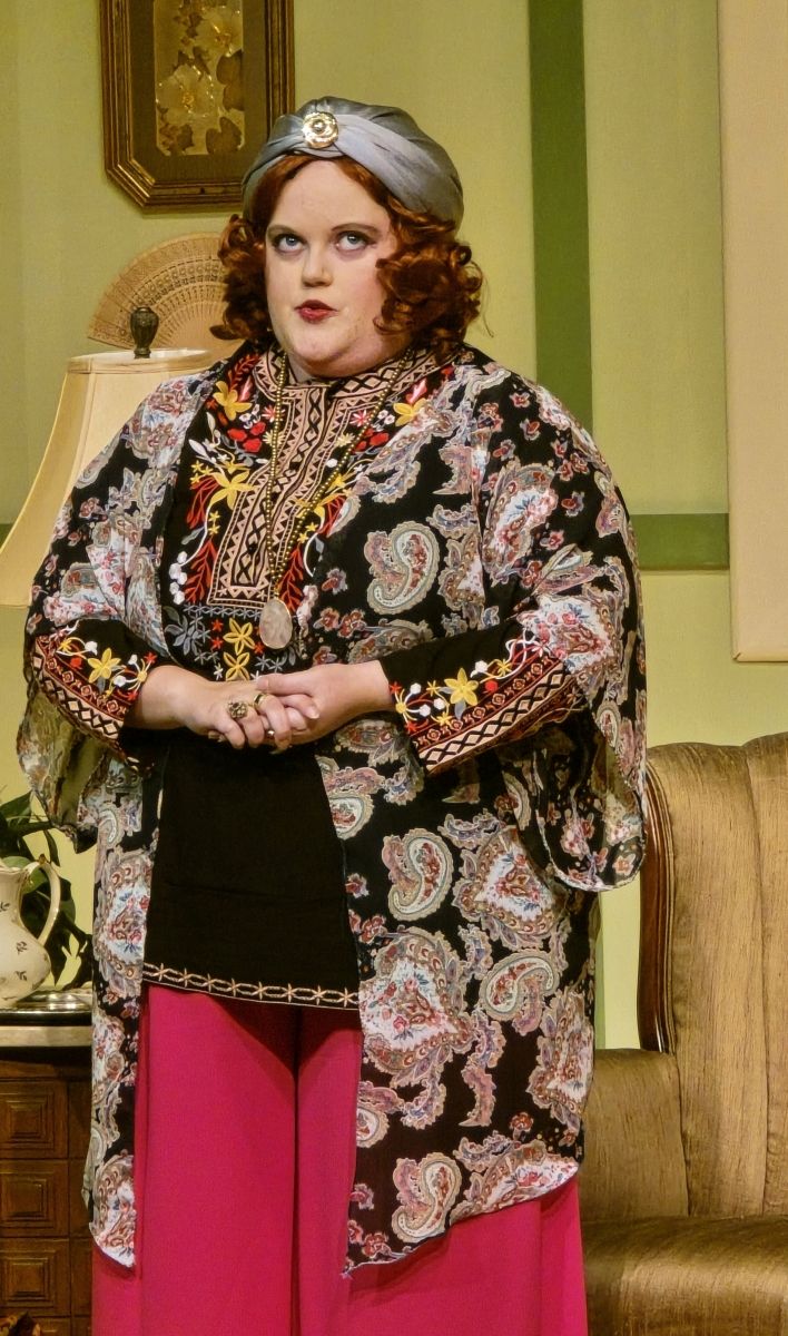 Review: BLITHE SPIRIT at Searcy Summer Dinner Theatre  Image