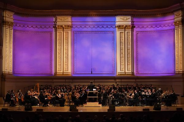 Joey Chancey, the Follies in Concert orchestra, & the Follies in Concert ensemble  Photo