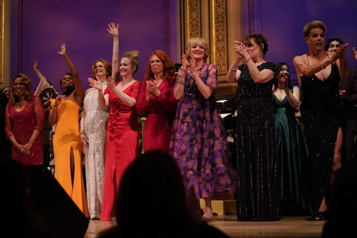 Jennifer Holliday, Nikki Renée Daniels, Kate Baldwin, Katie Finneran, Carolee Carmello, Christine Ebersole, Beth Leavel, Alexandra Billings (in background by Billings: Julie Benko & Ryan McCartan) at 