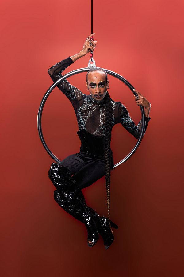 Photos: First Look at Vanguard Theater's PIPPIN — photo 7 of 7